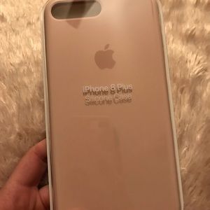 Pink Apple Silicon iPhone 7 and 8 Plus case!